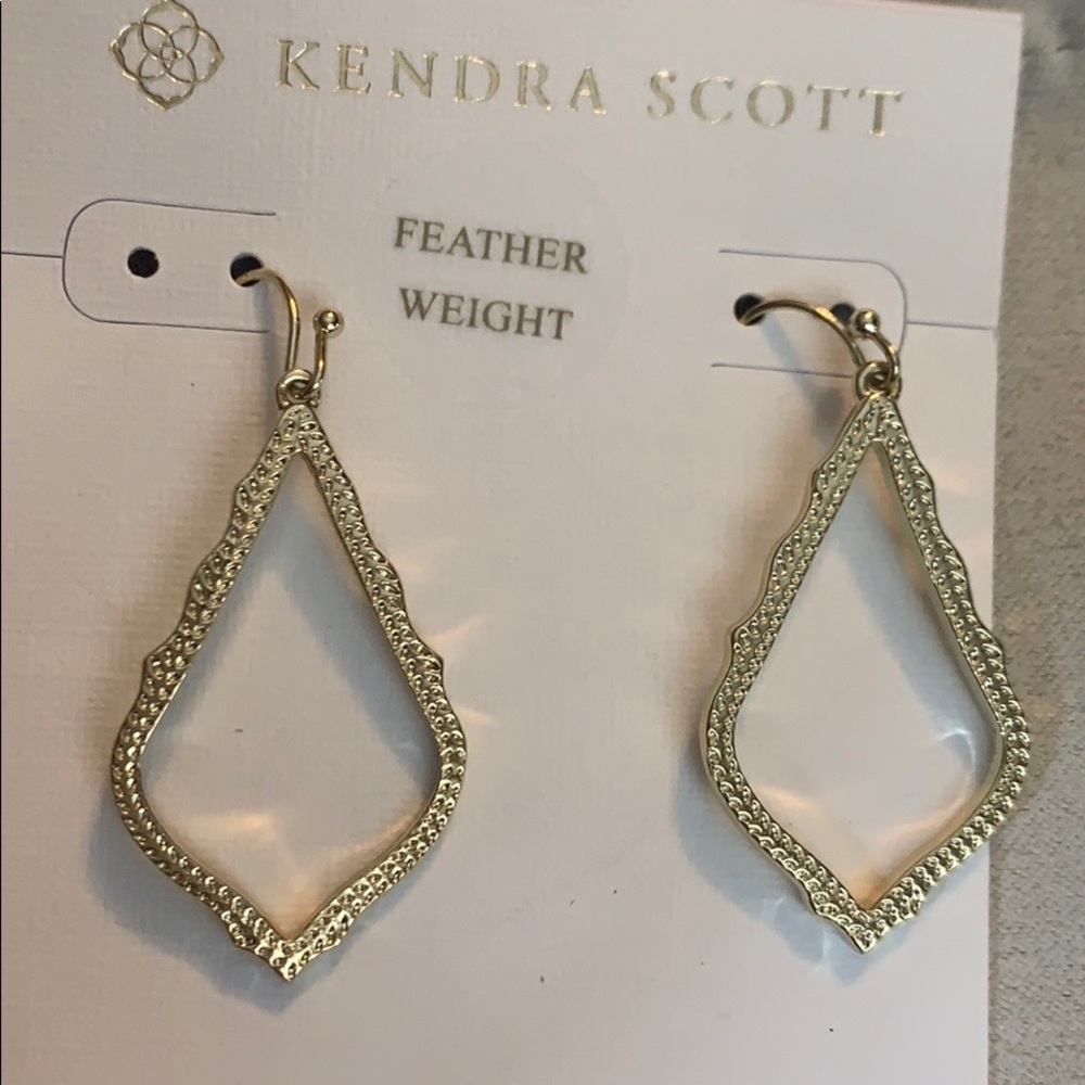 Kendra Scott Sophia Drop Earrings In Gold